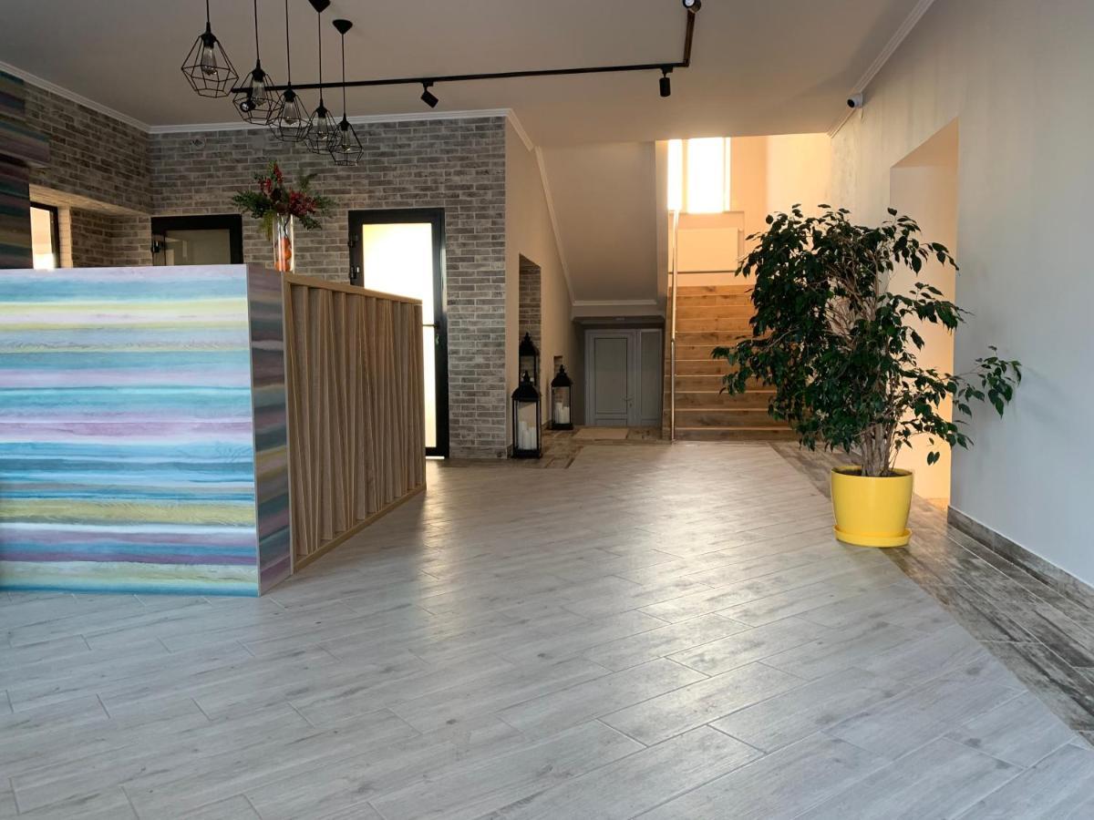 Hostel Good Rest Chemerivtsi Zewnętrze zdjęcie
