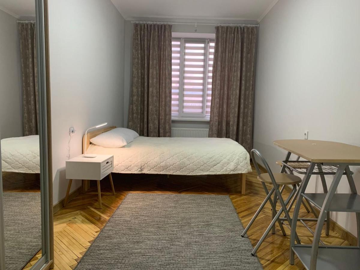 Hostel Good Rest Chemerivtsi Zewnętrze zdjęcie